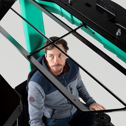 Die Herausforderungen für Schubmaststapler bei Hubhöhen über 11 Meter Die Herausforderungen für Schubmaststapler bei Hubhöhen über 11 Meter